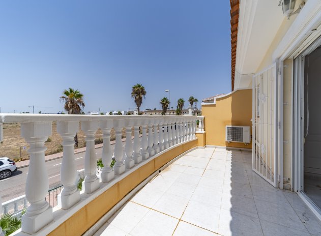 Herverkoop - Finca / Plattelands Woning - Ciudad Quesada - Doña Pepa