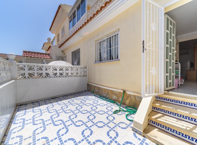 Herverkoop - Finca / Plattelands Woning - Ciudad Quesada - Doña Pepa