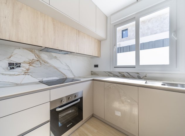 Herverkoop - Villa - Torrevieja - Aguas Nuevas