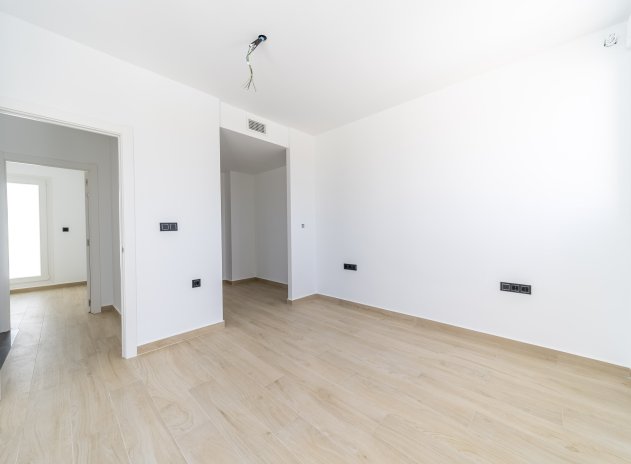 Herverkoop - Villa - Torrevieja - Aguas Nuevas