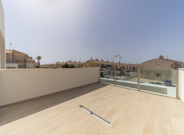 Herverkoop - Villa - Torrevieja - Aguas Nuevas