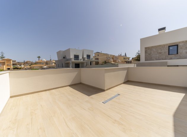 Herverkoop - Villa - Torrevieja - Aguas Nuevas