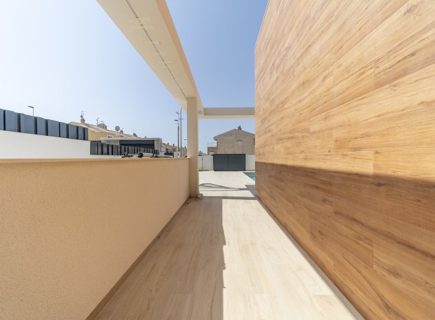 Herverkoop - Villa - Torrevieja - Aguas Nuevas