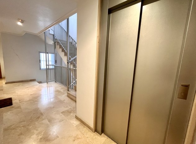 Reventa - Apartamento / Piso - Guardamar del Segura