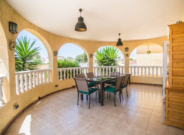 Herverkoop - Villa - Torrevieja - La Siesta