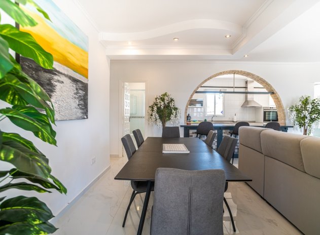 Herverkoop - Villa - Torrevieja - La Siesta