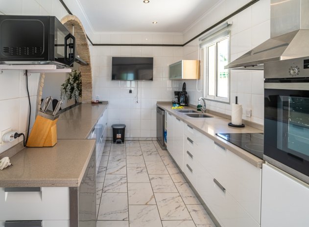 Herverkoop - Villa - Torrevieja - La Siesta