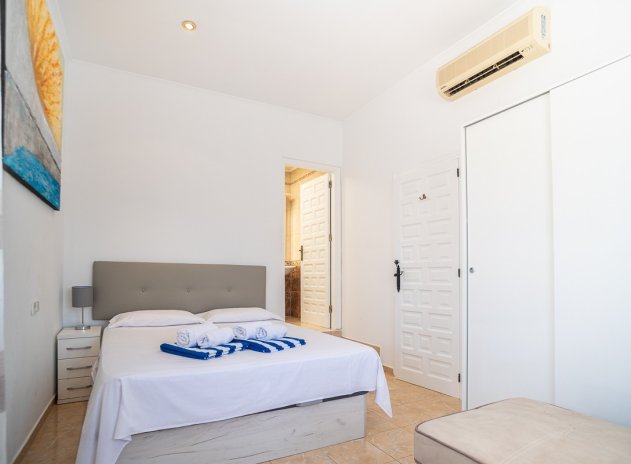 Herverkoop - Villa - Torrevieja - La Siesta