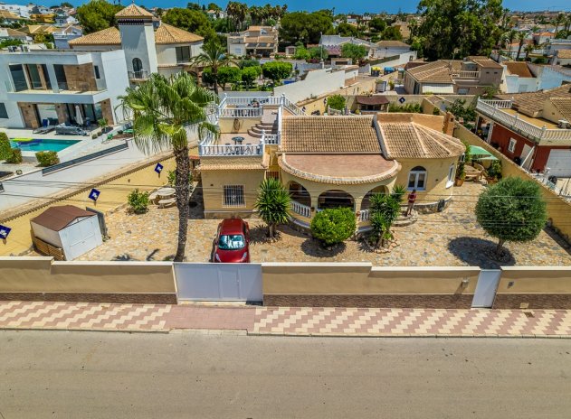 Herverkoop - Villa - Torrevieja - La Siesta