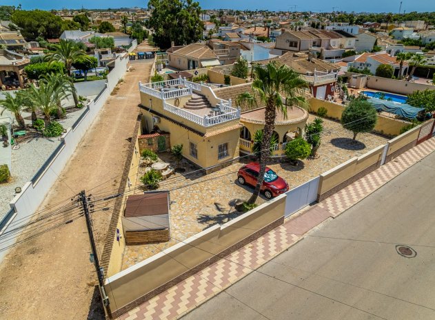 Herverkoop - Villa - Torrevieja - La Siesta