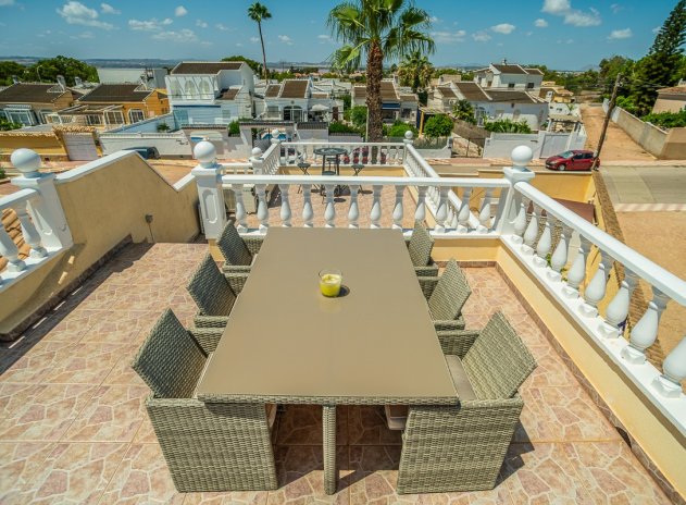 Herverkoop - Villa - Torrevieja - La Siesta