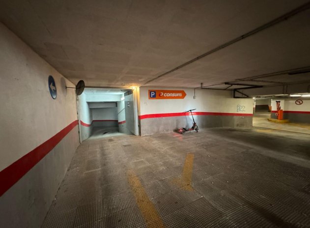 Wiederverkauf - Parkplatz - Torrevieja