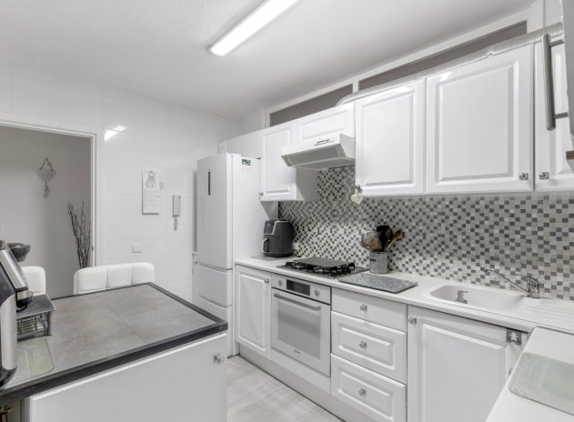 Herverkoop - Appartement - Torrevieja - Playa del Cura