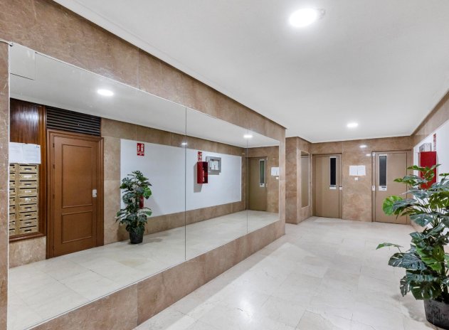 Herverkoop - Appartement - Torrevieja - Playa del Cura