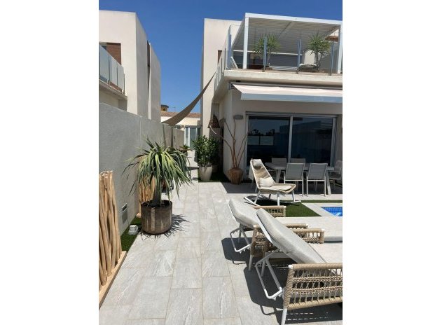 Wiederverkauf - Villa - Daya Vieja