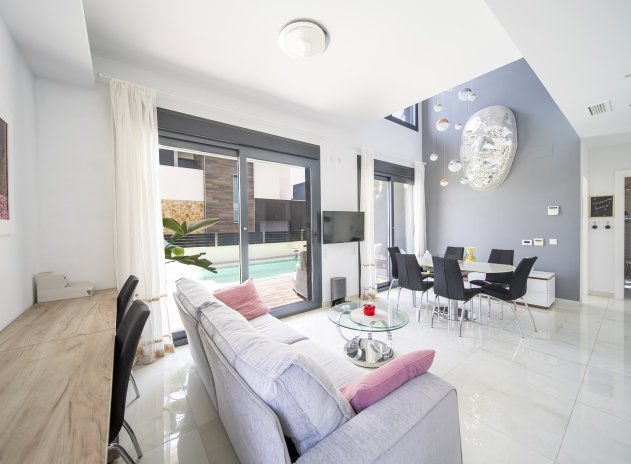 Reventa - Villa - Orihuela Costa - Lomas de Cabo Roig