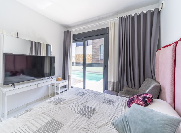 Reventa - Villa - Orihuela Costa - Lomas de Cabo Roig