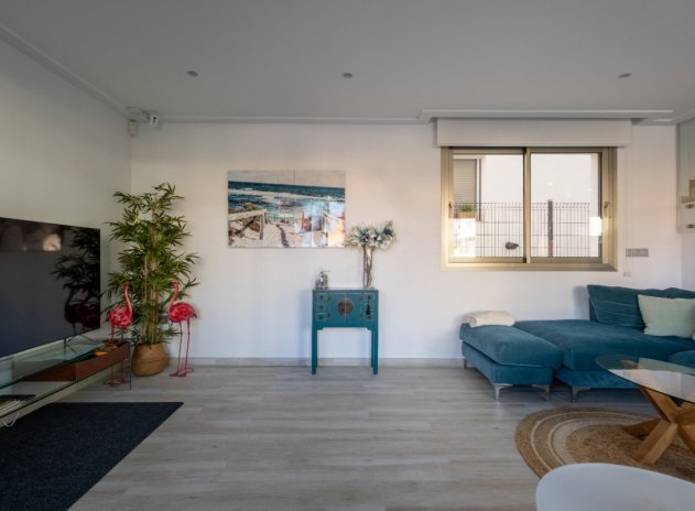 Wiederverkauf - Villa - Orihuela