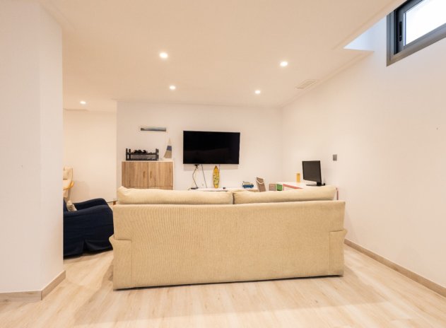 Wiederverkauf - Villa - Orihuela