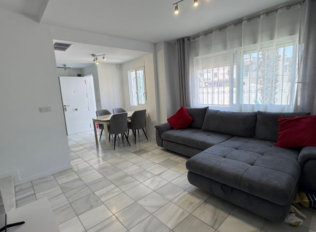 Revente - Maison mitoyenne - Torrevieja