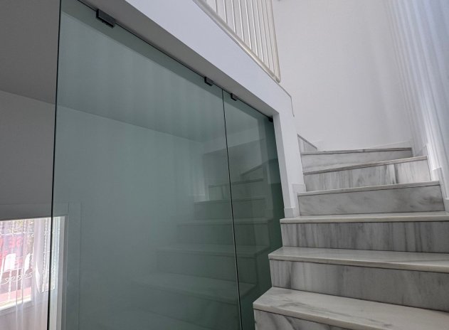 Revente - Maison mitoyenne - Torrevieja