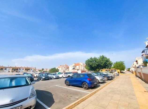 Resale - Apartment / Flat * - Orihuela Costa - Playa Flamenca *