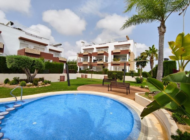 Resale - Apartment / Flat * - Orihuela Costa - Orihuela Costa *