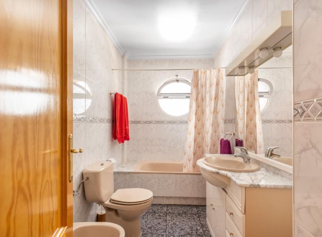 Wiederverkauf - Wohnung - Los Alcazares