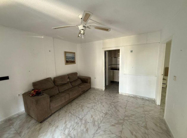 Herverkoop - Rijwoning - Torrevieja - Carrefour