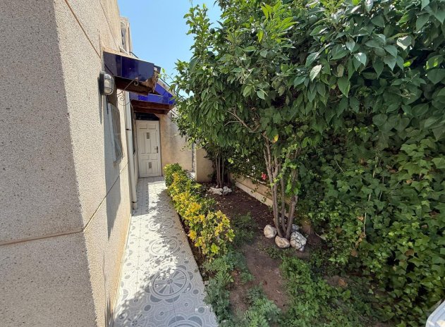 Herverkoop - Rijwoning - Torrevieja - Carrefour