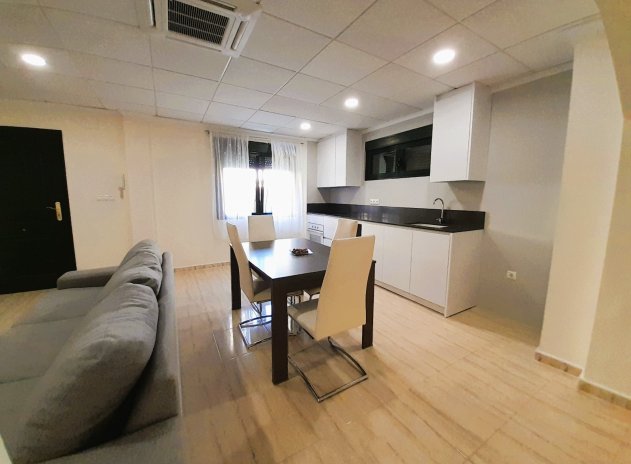 Herverkoop - Rijwoning - Ciudad Quesada - Lo Marabú