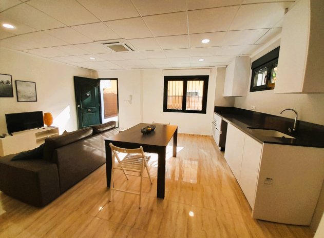 Herverkoop - Rijwoning - Ciudad Quesada - Lo Marabú