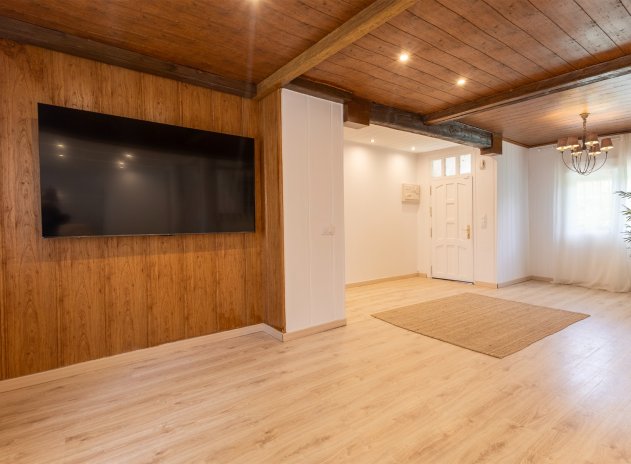 Wiederverkauf - Finca / Ländliches Wohnhaus - Orihuela