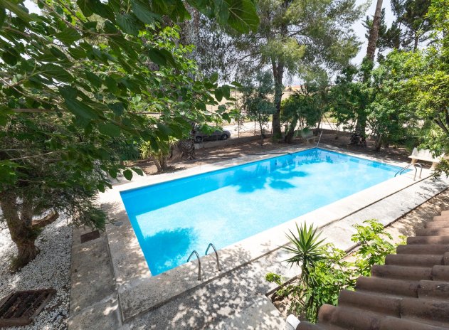 Wiederverkauf - Finca / Ländliches Wohnhaus - Orihuela