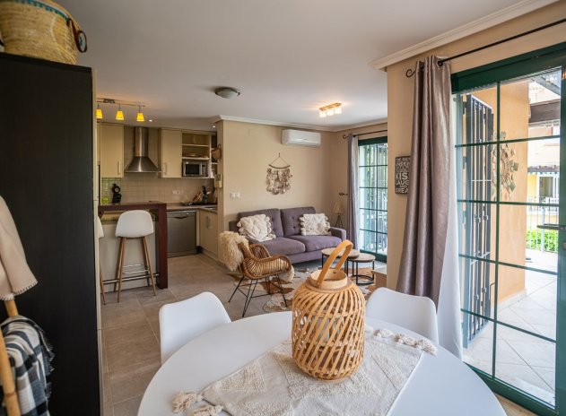 Herverkoop - Villa - Torrevieja - Los Balcones