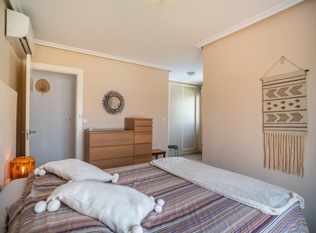 Herverkoop - Villa - Torrevieja - Los Balcones