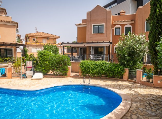 Herverkoop - Villa - Torrevieja - Los Balcones