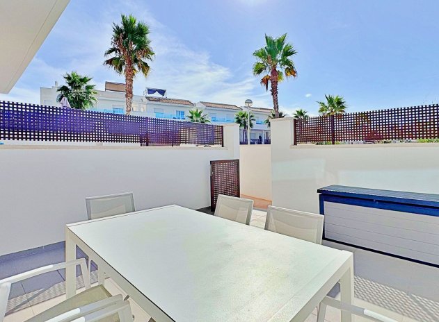 Herverkoop - Rijwoning - Torrevieja - Los Balcones