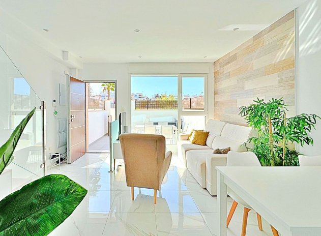 Herverkoop - Rijwoning - Torrevieja - Los Balcones