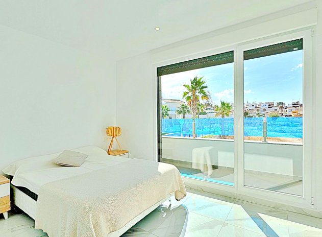 Herverkoop - Rijwoning - Torrevieja - Los Balcones