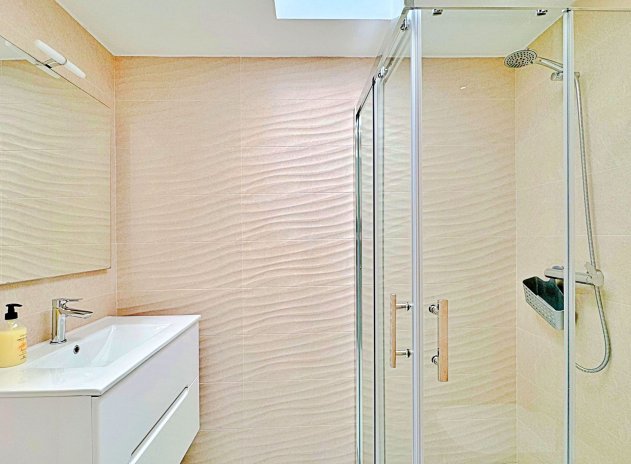 Herverkoop - Rijwoning - Torrevieja - Los Balcones