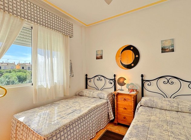 Herverkoop - Appartement - Orihuela Costa - La Zenia