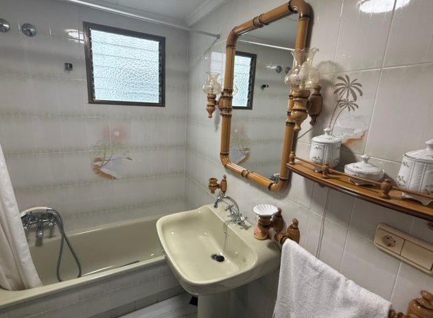 Reventa - Apartamento / Piso - Torrevieja