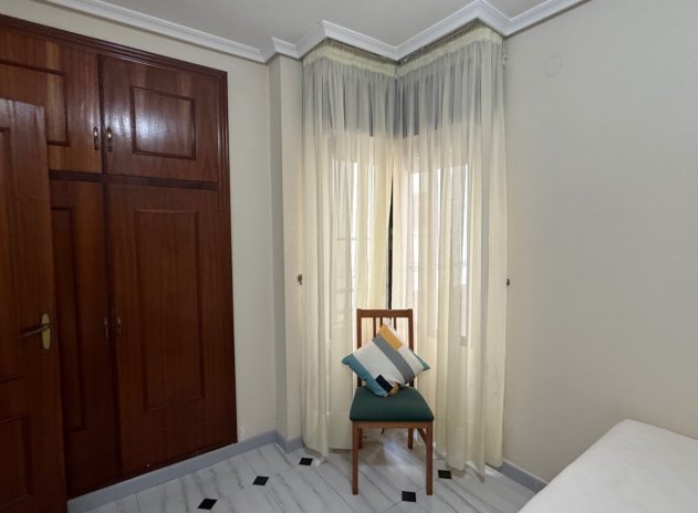 Reventa - Apartamento / Piso - Torrevieja