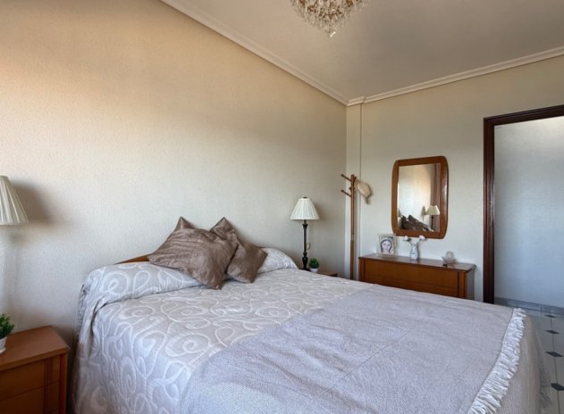 Reventa - Apartamento / Piso - Torrevieja