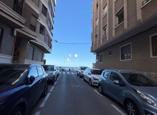 Reventa - Apartamento / Piso - Torrevieja