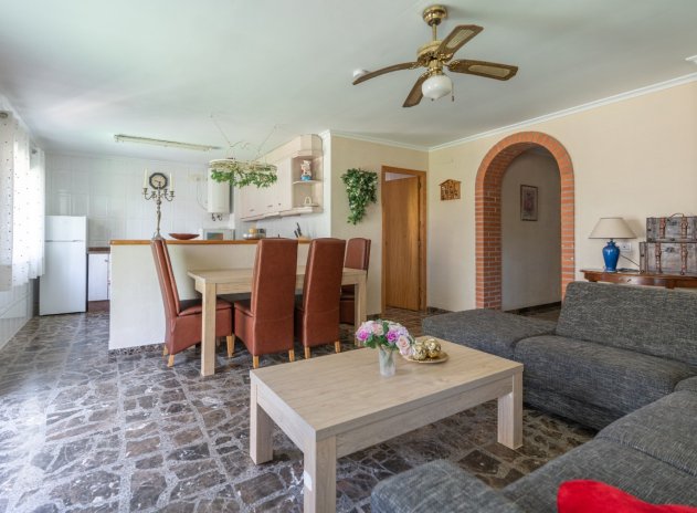 Herverkoop - Finca / Plattelands Woning - Bocairent - Valencia