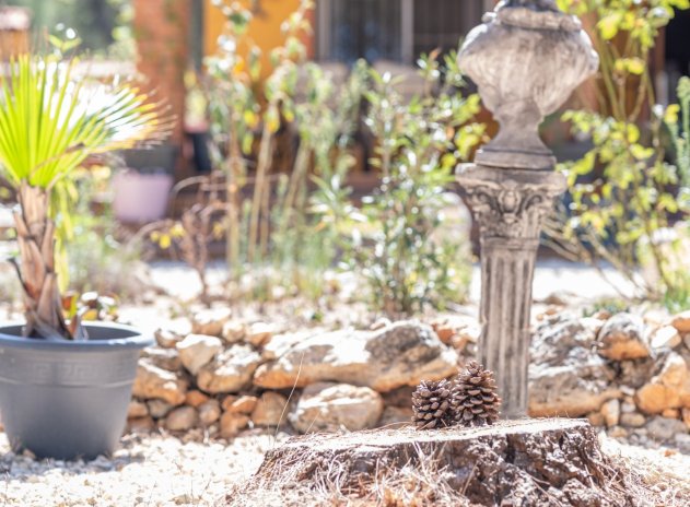 Herverkoop - Finca / Plattelands Woning - Bocairent - Valencia