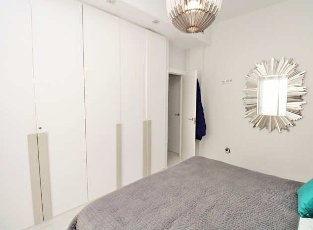 Reventa - Villa - Villamartin - Villamartín