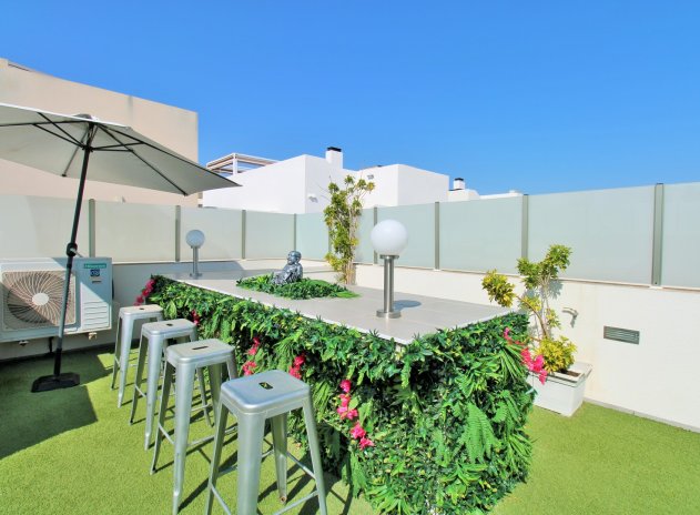 Reventa - Villa - Villamartin - Villamartín